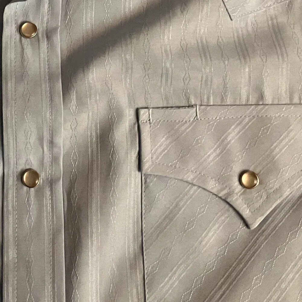 Vintage pearl snap short-sleeve button down - Picture 6 of 7